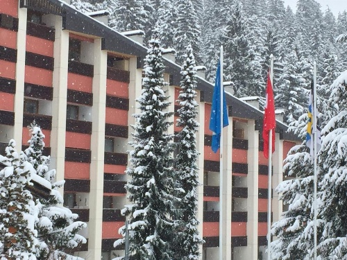 Laax Rancho Residence image 16